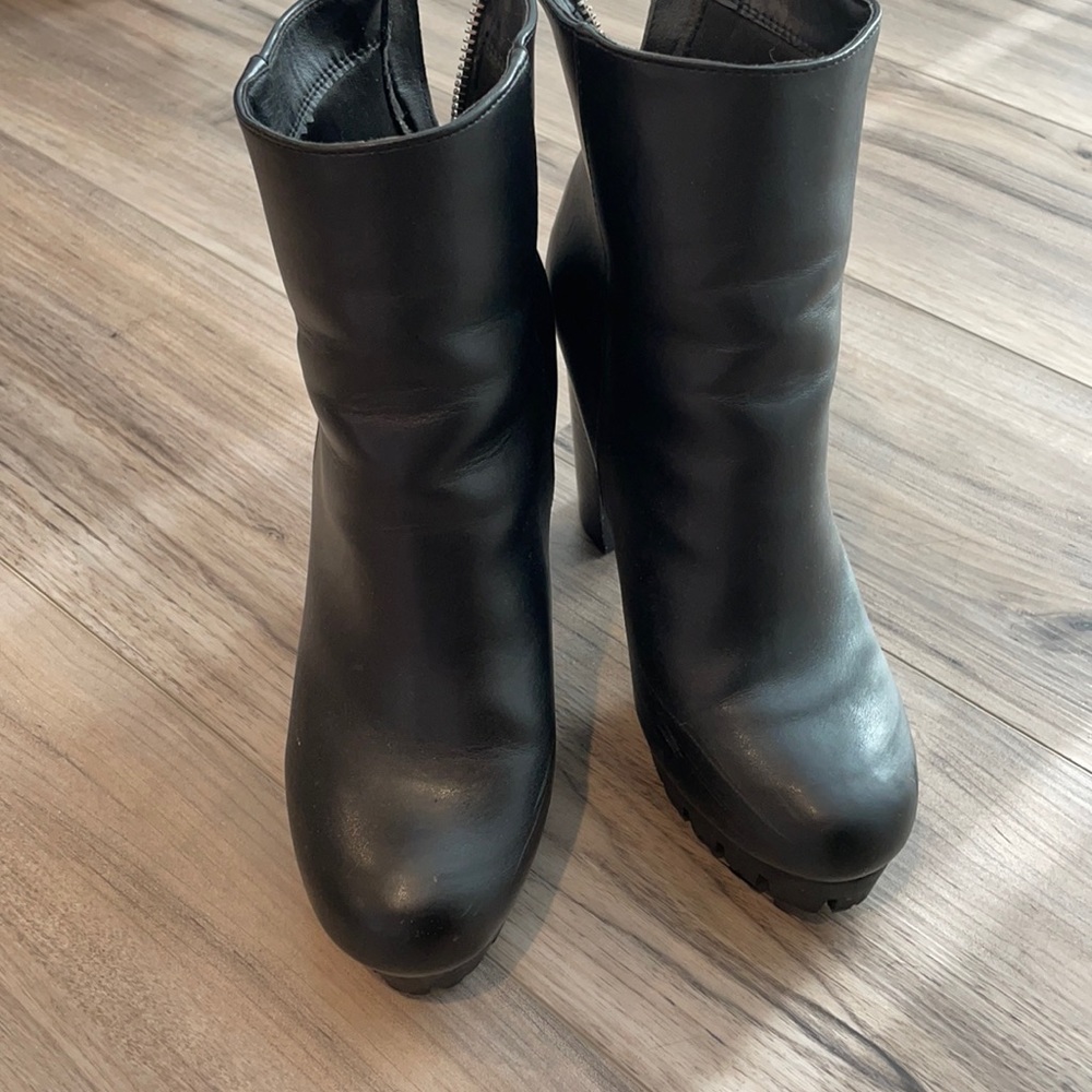 Ankle booties
